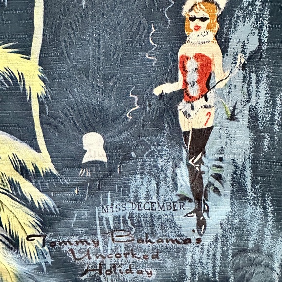 Tommy Bahama Christmas shirt - Picture 8 of 11